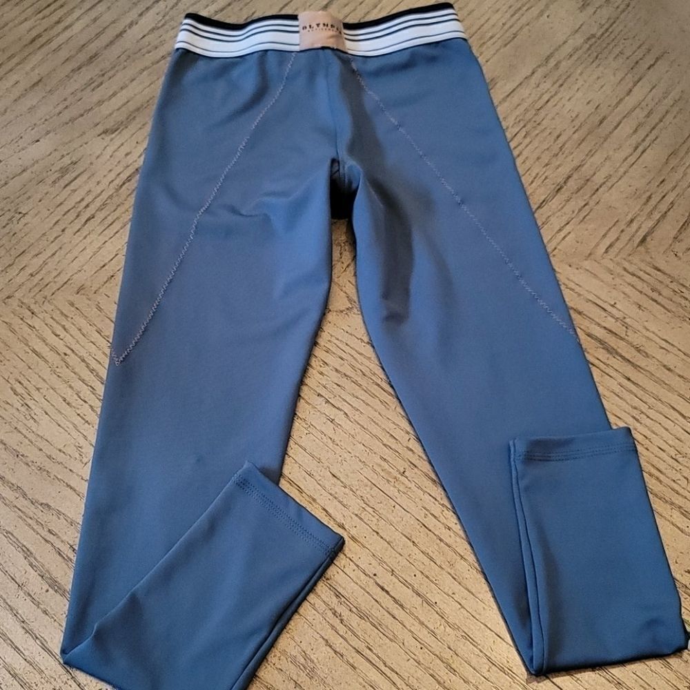 Olympia leggings size small NWOT